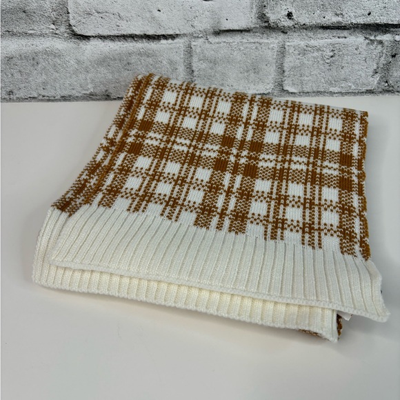 Timberland Knit Scarf Plaid Brown and Cream - Picture 6 of 7
